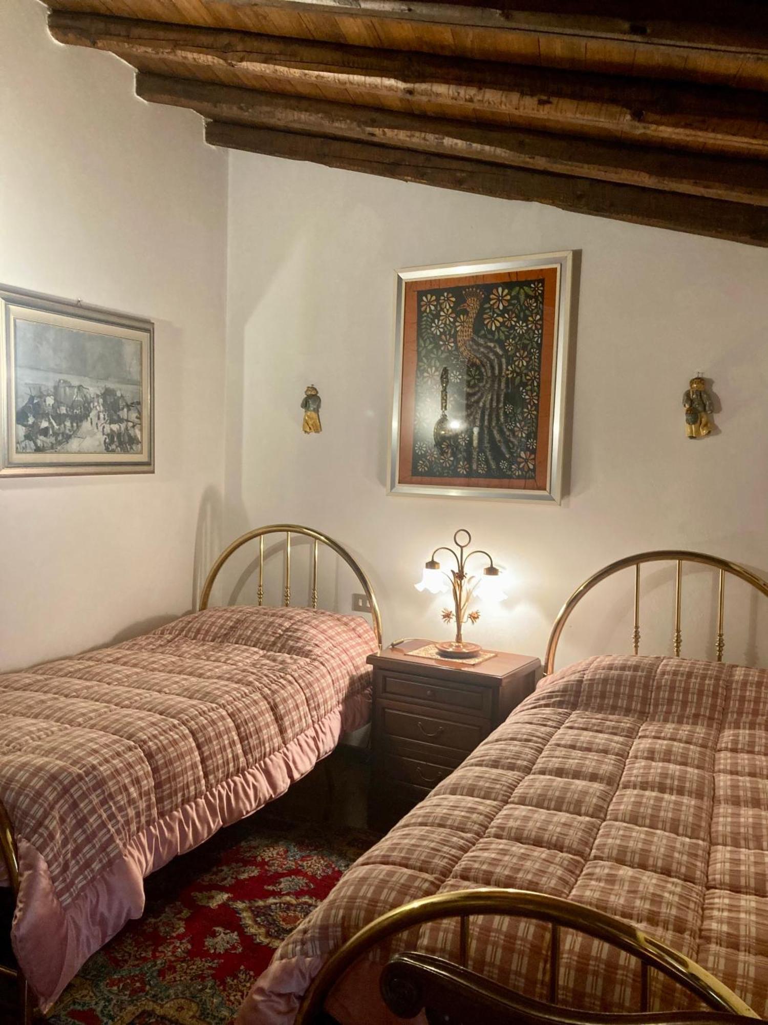 Torre De Salis Bed & Breakfast Gussago Eksteriør bilde
